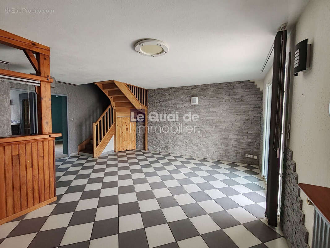 Maison à SAINT-MARTIN-LE-VINOUX