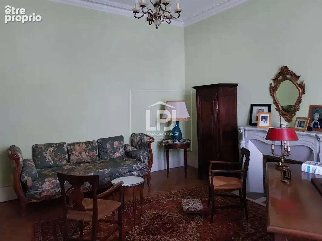 Maison de village avec dépendances comprenant 2 studios et 1 appartement indépendant – possibilités d’aménagement diverses, sur  - photo 10