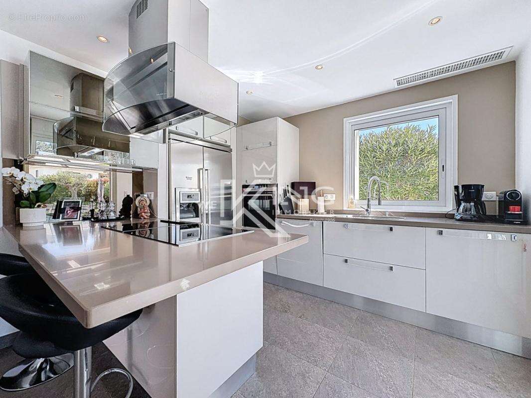 Maison à SAINT-RAPHAEL