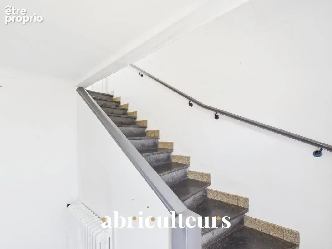 Maison familiale avec jardin privatif de 560 m² en vente à Meaux (77100) - photo 18