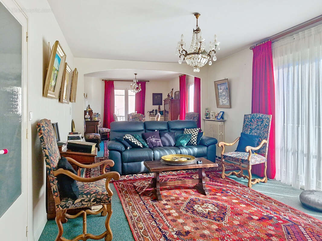 Maison à SAINTE-FOY-LA-GRANDE