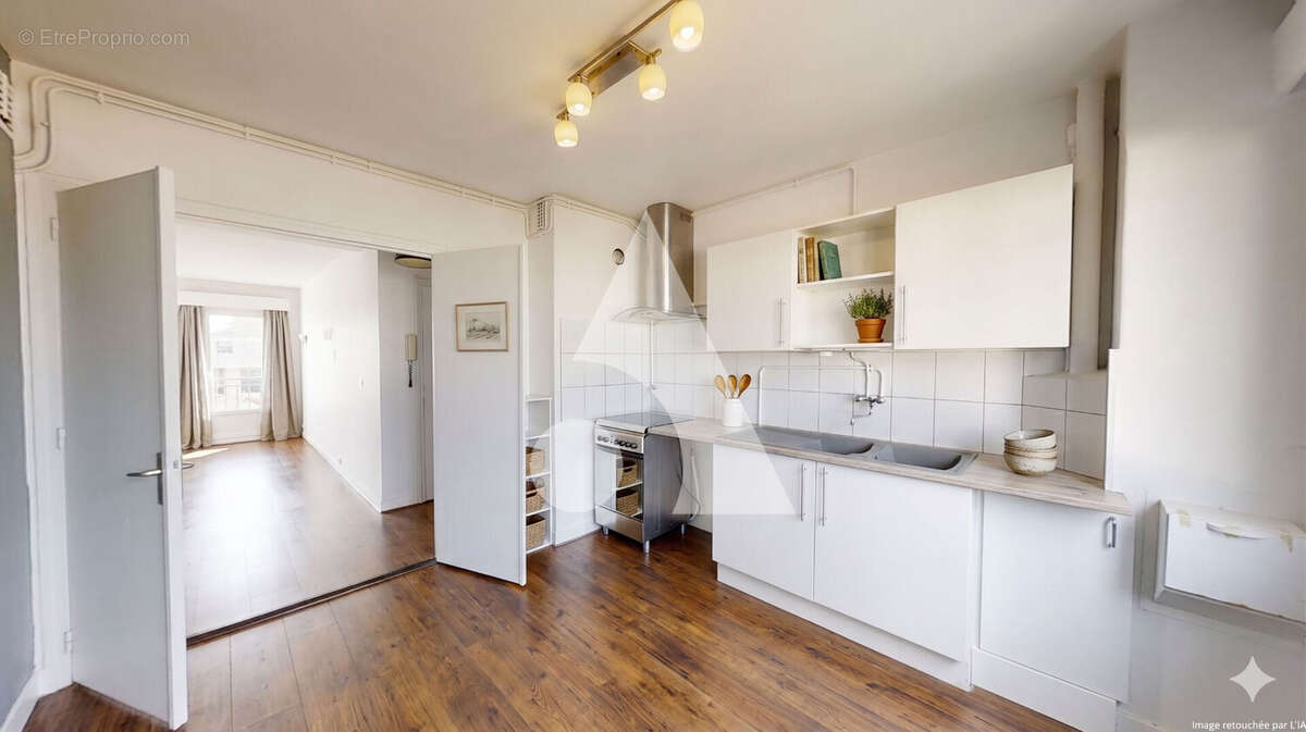 Appartement à LA GARENNE-COLOMBES
