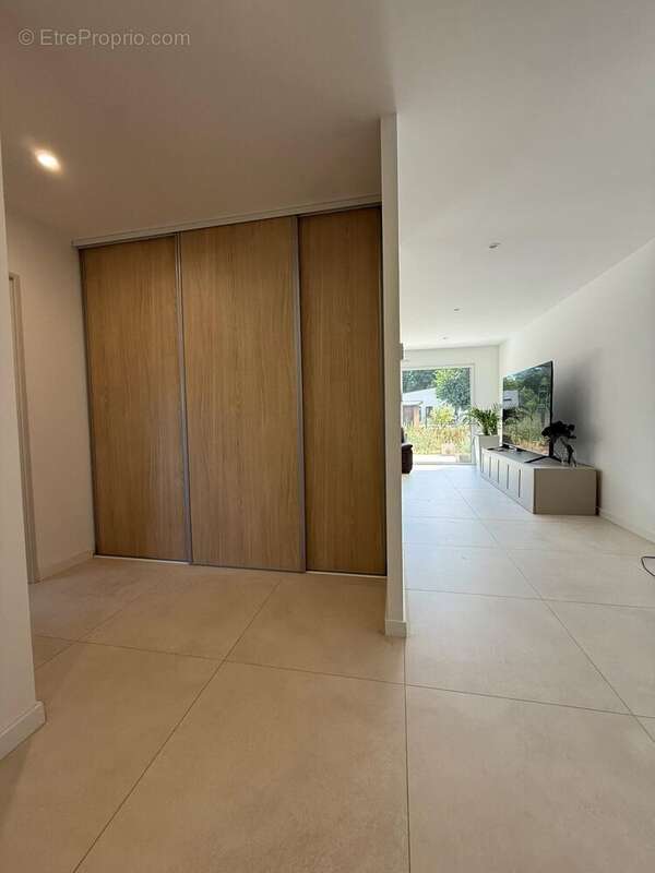 Maison 137 m² à Rouge  - photo 3
