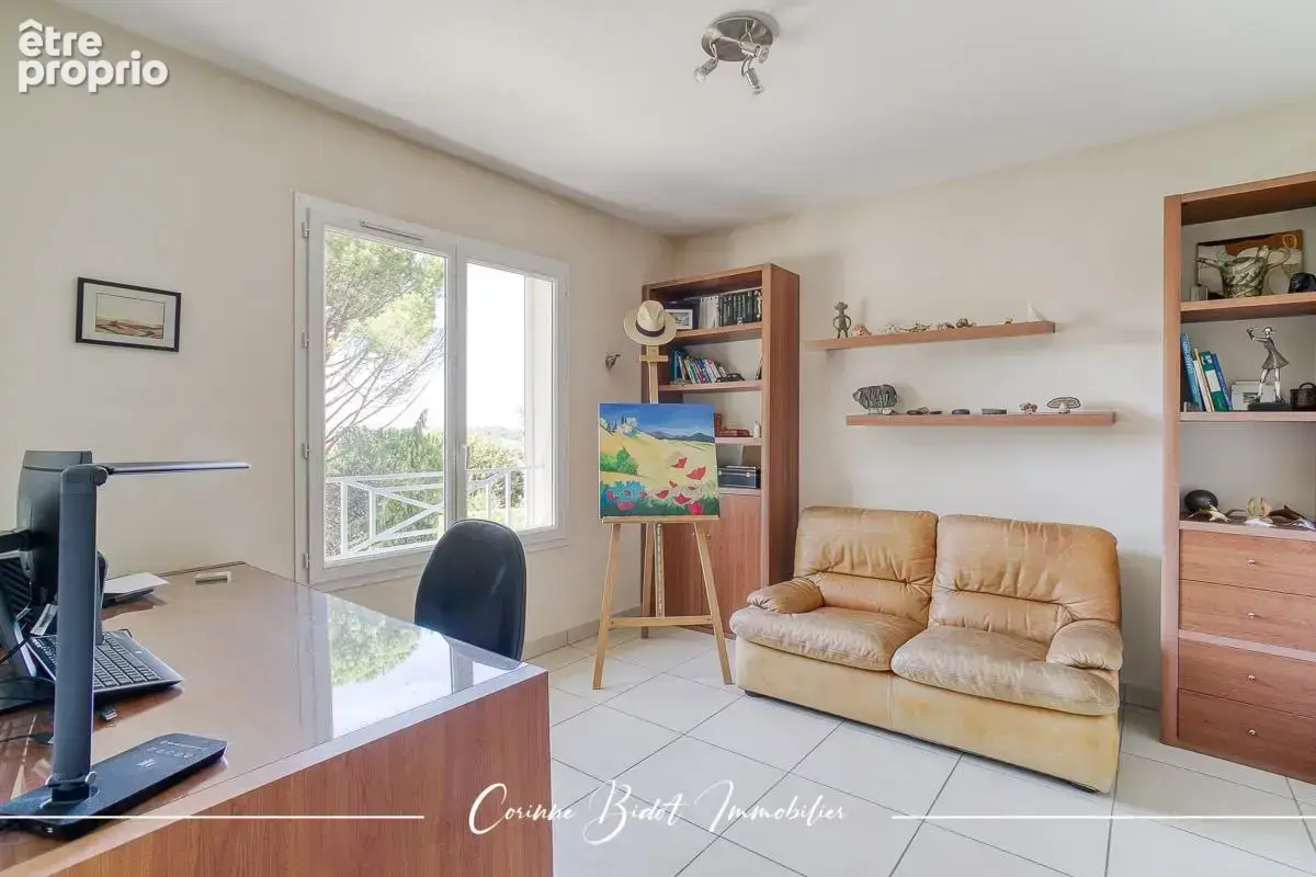 Maison 6 pièces 186 m² à vendre à Saint-Pierre-De-Chandieu (69780) - photo 10