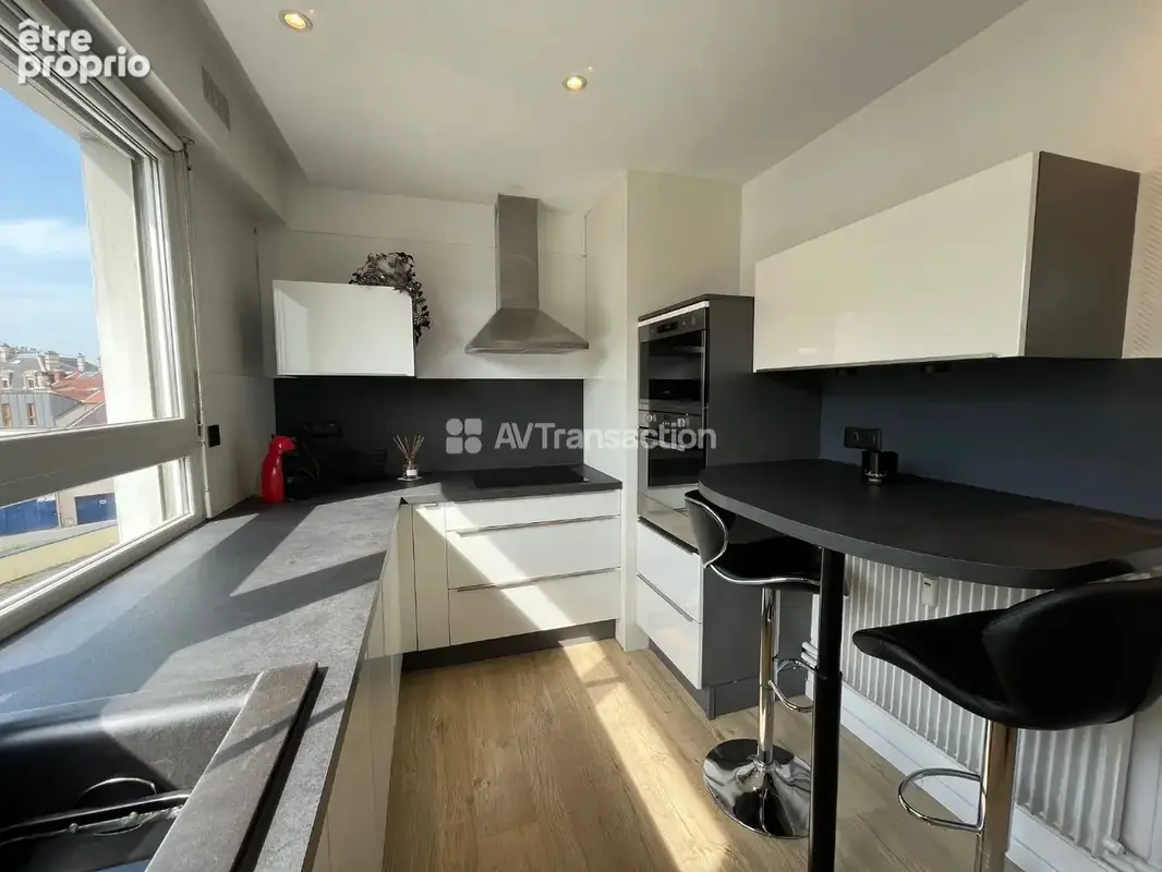 Appartement 80 m² à Nancy  - photo 2