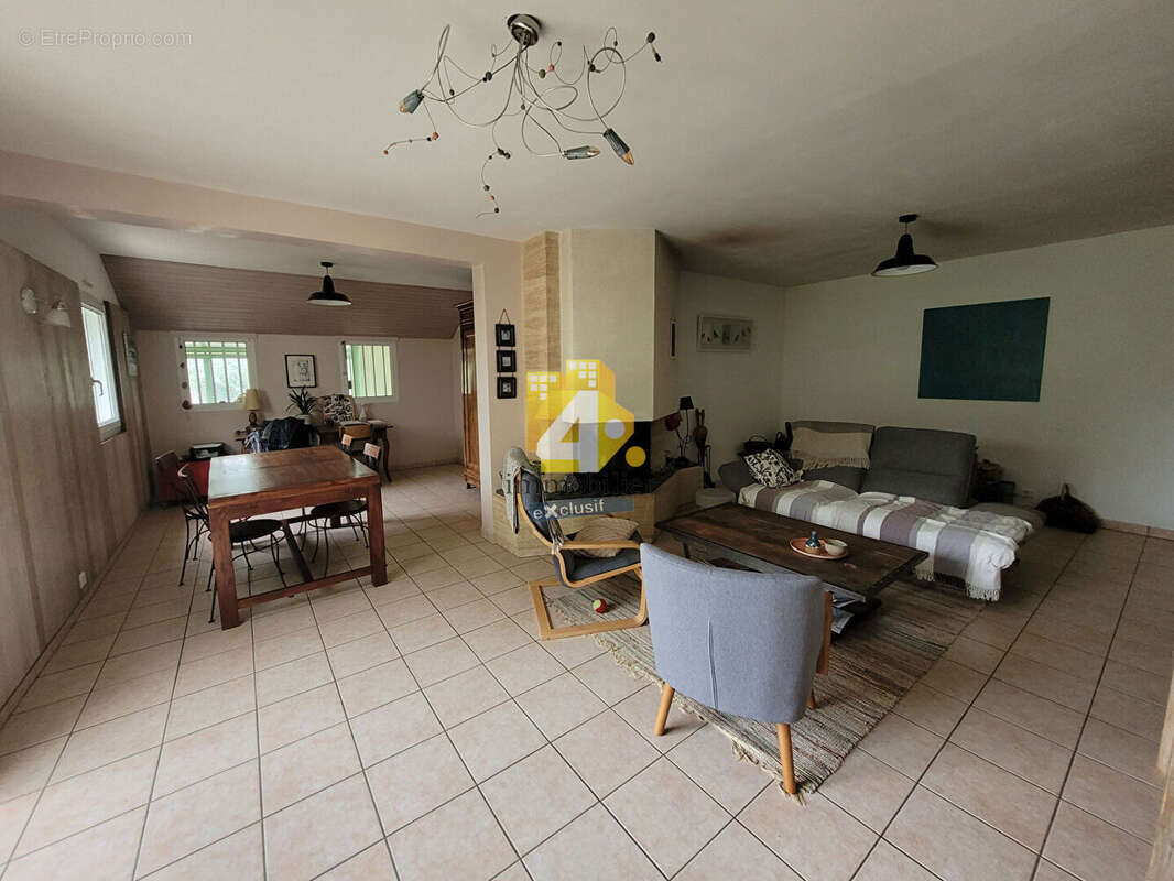 Maison à FAY-DE-BRETAGNE