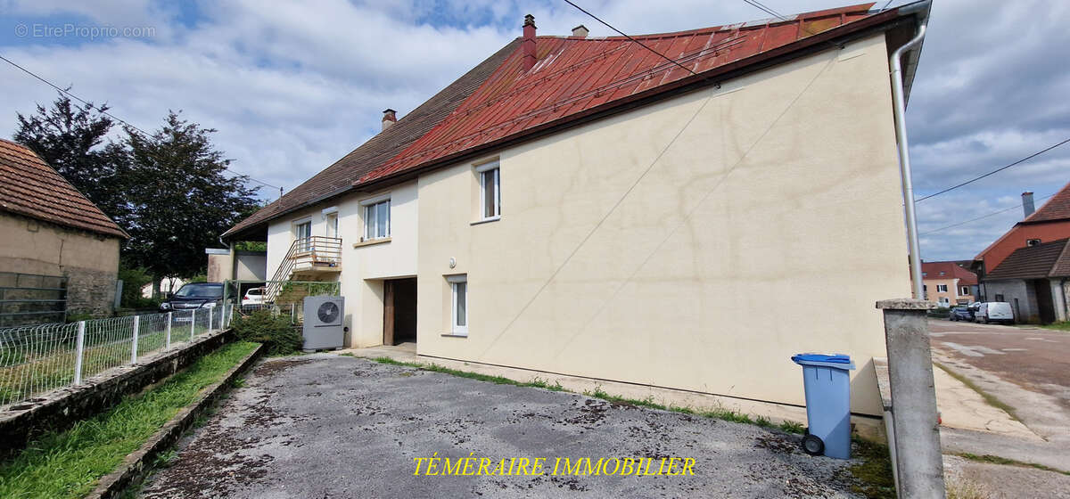 Maison à ANDELOT-EN-MONTAGNE