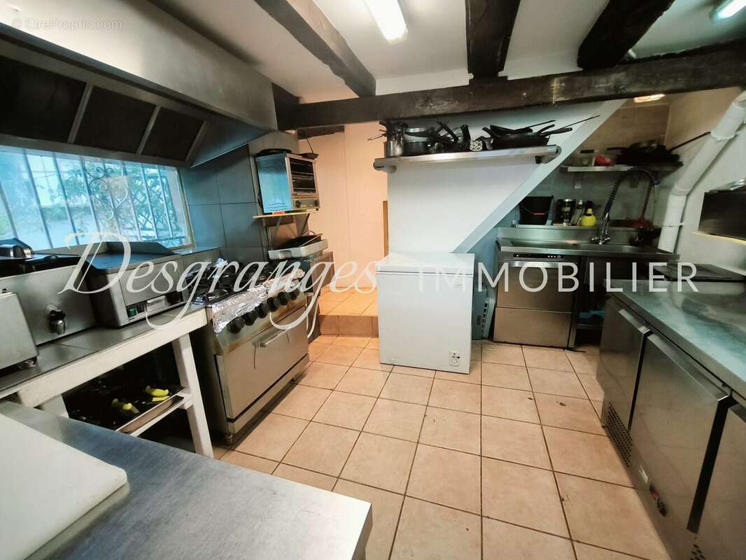 Appartement à SEGUR-LE-CHATEAU