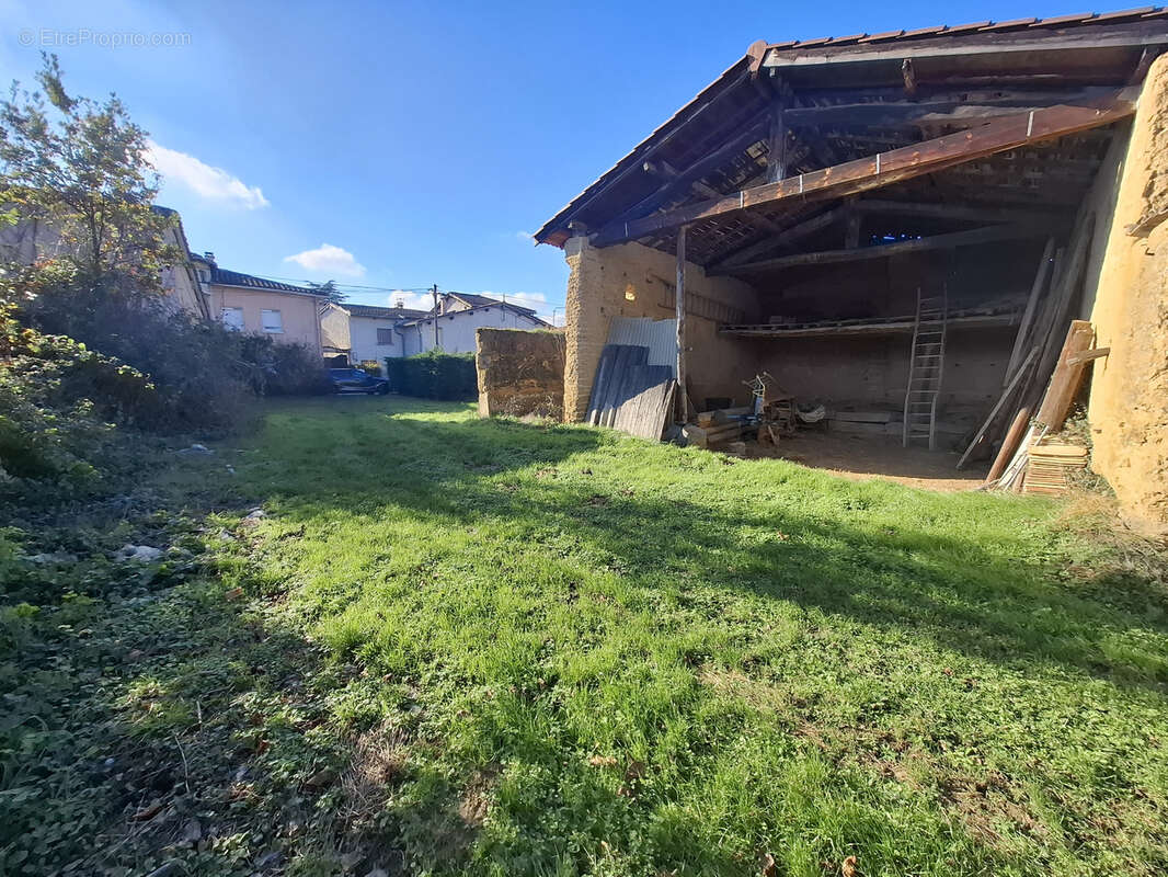 Terrain à CHEYSSIEU