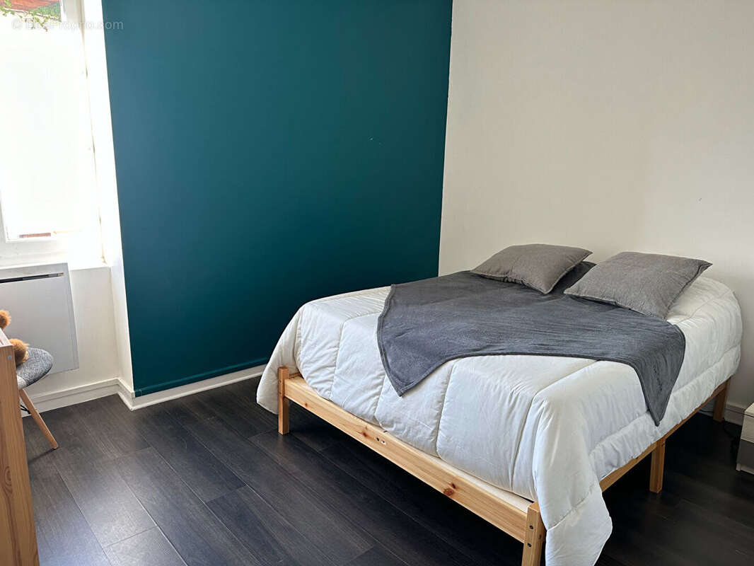 Maison à SEREZIN-DE-LA-TOUR