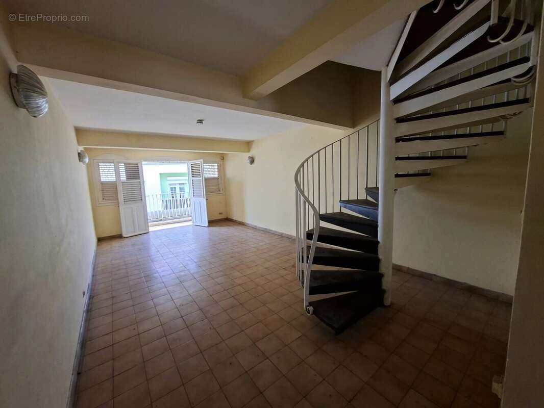 Appartement à FORT-DE-FRANCE