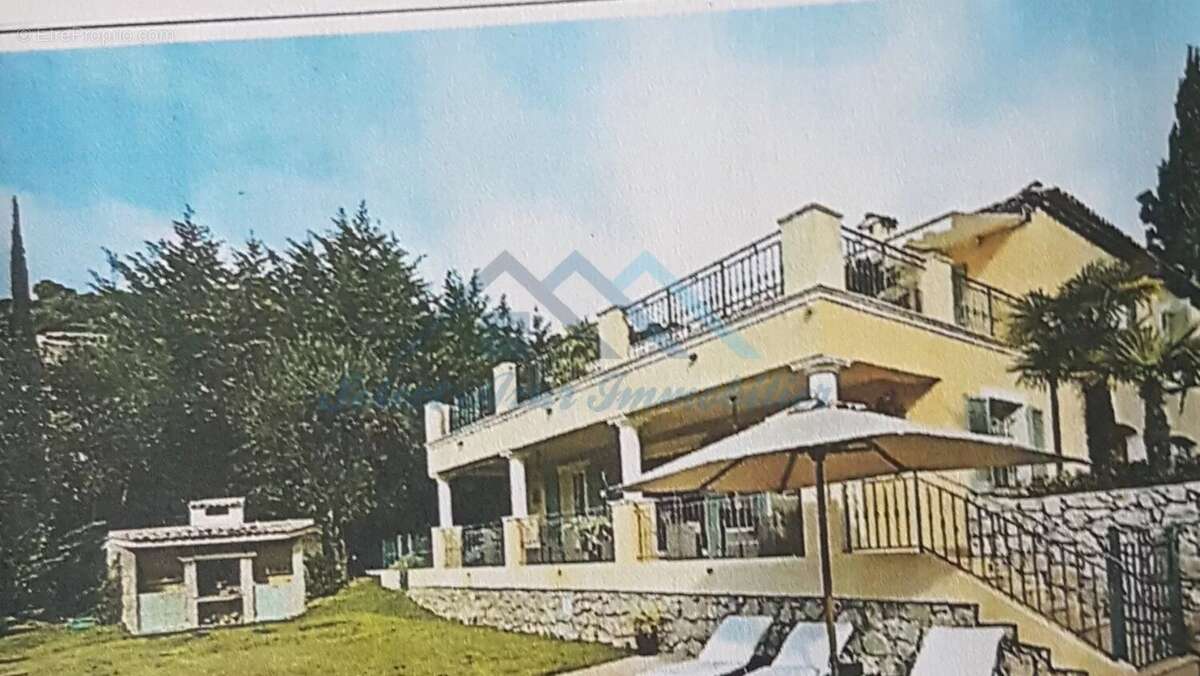 Immeuble - Maison à VILLEFRANCHE-SUR-MER