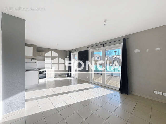Appartement à COLOMBELLES