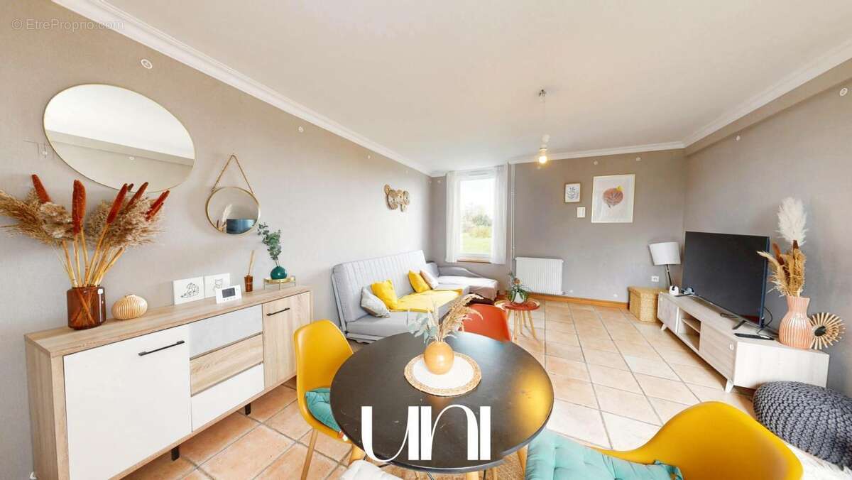 Maison à TILLY-SUR-SEULLES