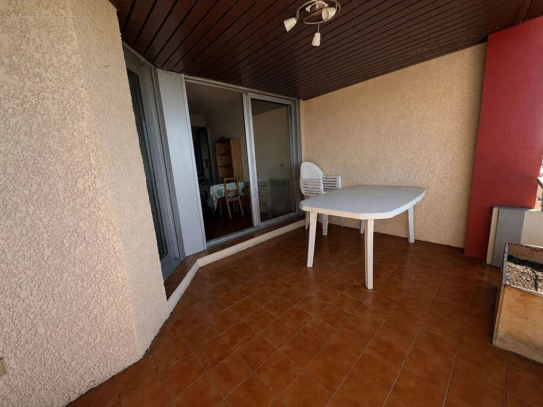 Grasse 2 p. dans résidence sécurisée avec piscine - photo 10