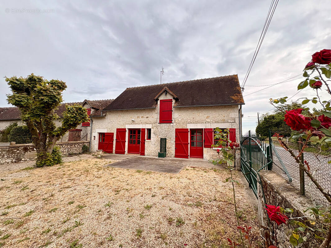 Maison à LURAIS