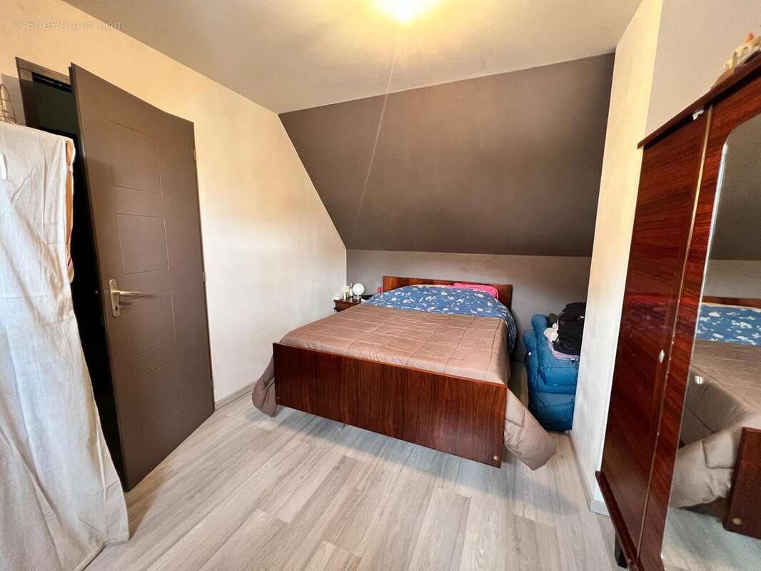 Photo 8 - Maison à VILLERS-COTTERETS