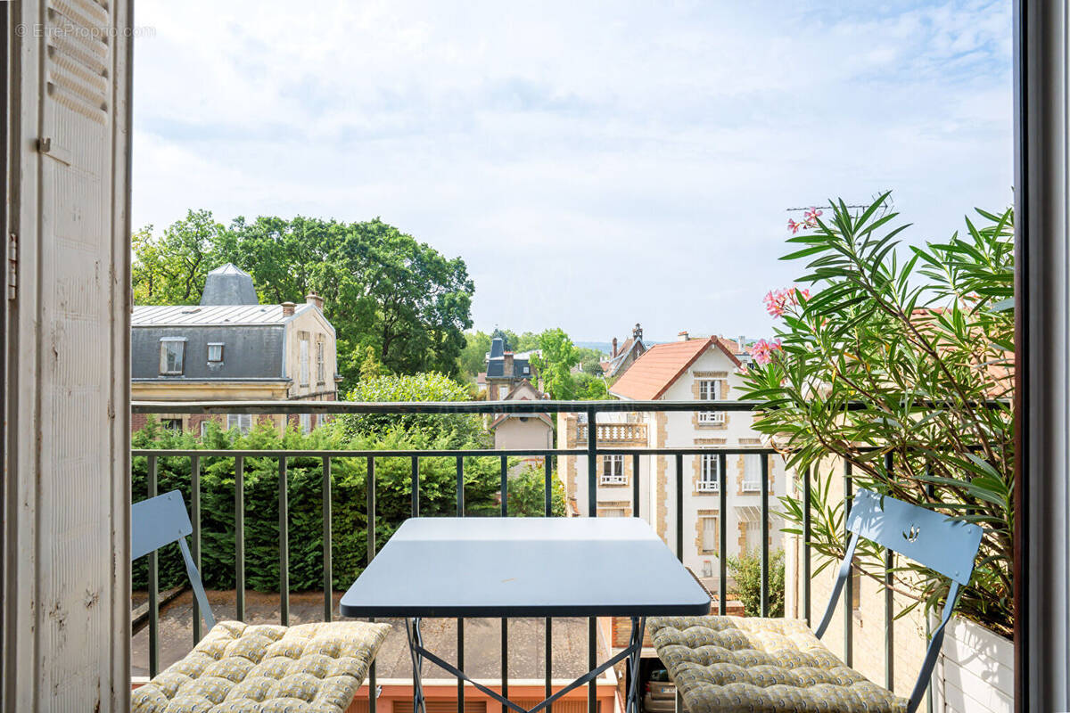 Appartement à LE VESINET