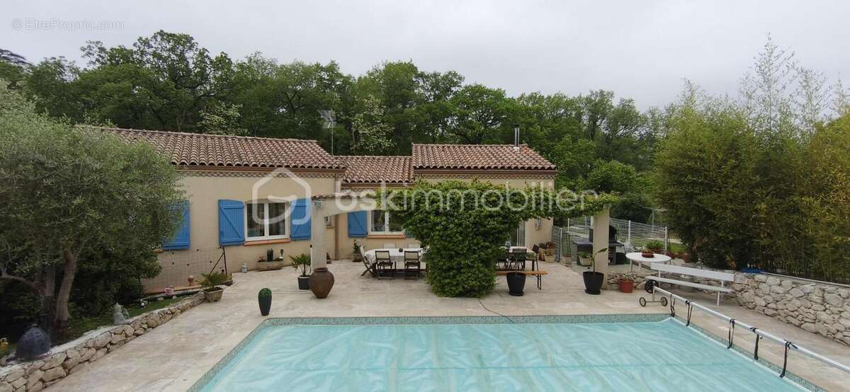 Maison à FRONTON