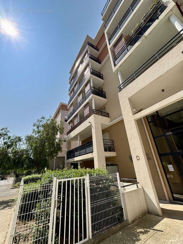 Toulon brunet ecoquartier type 2 avec garage - photo 9