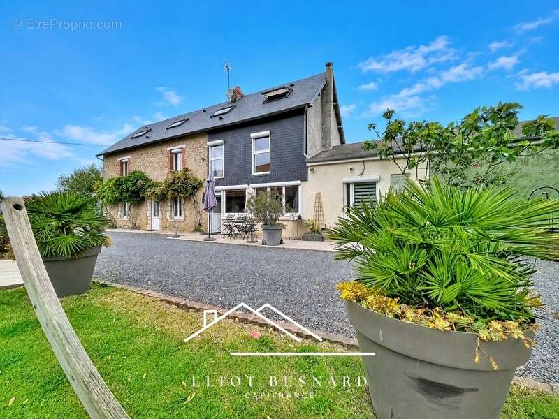 Maison à CARENTAN