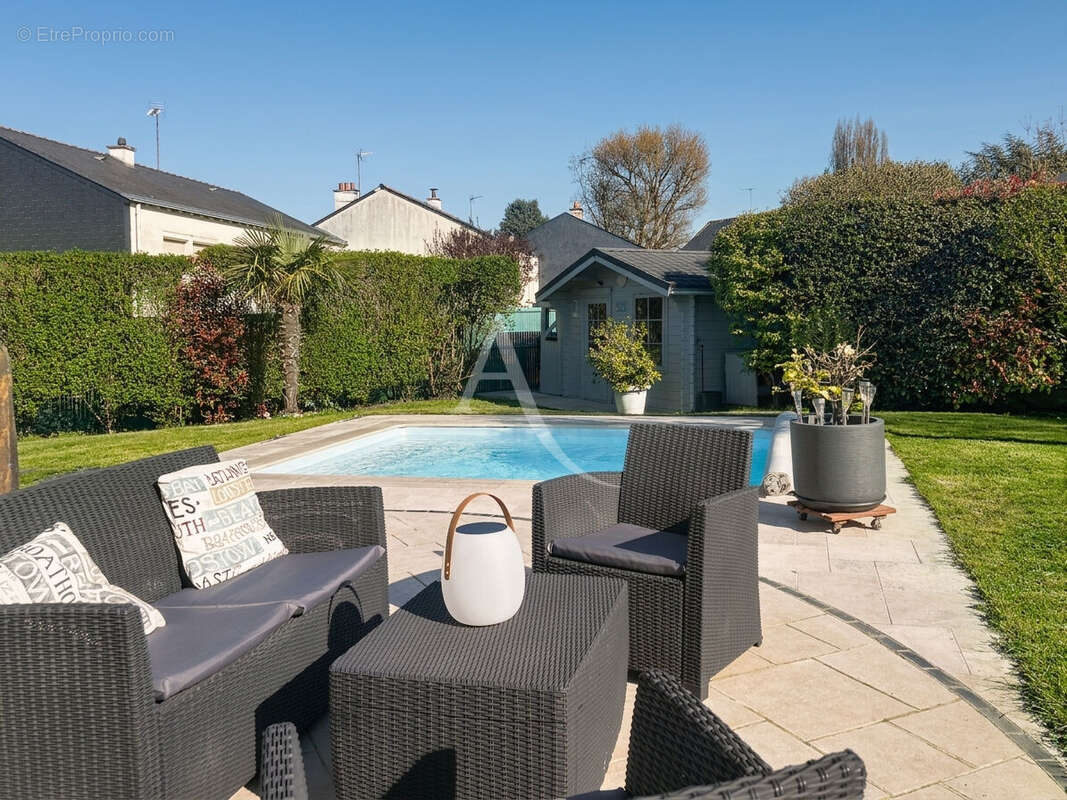 Maison à LES PONTS-DE-CE