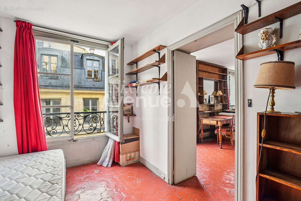 Appartement à PARIS-4E