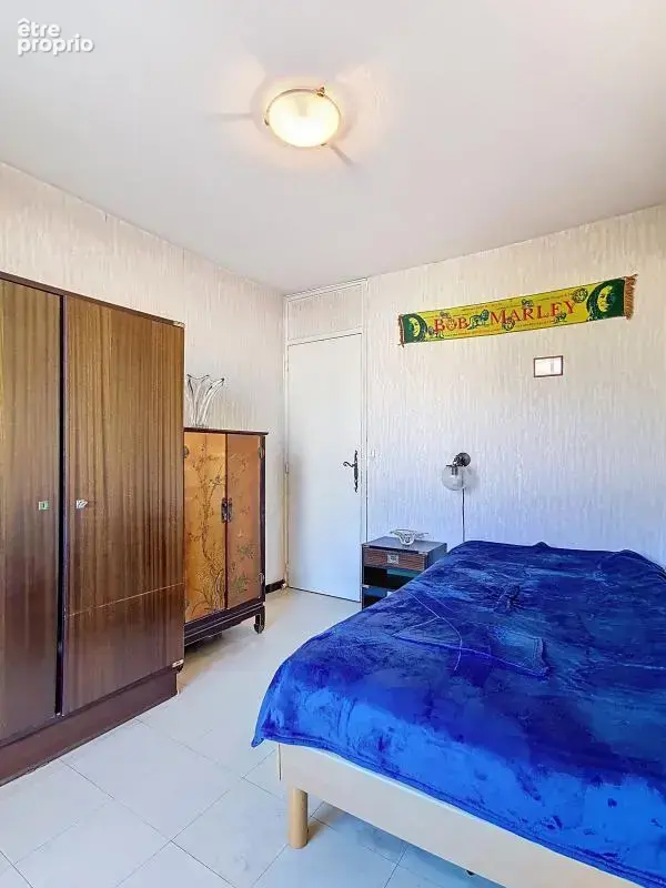 Valoriser progressivement votre patrimoine ! À VENDRE Appartement T4, étage élevé avec balcon, 3 chambres, cave, tout à pied à T - photo 8