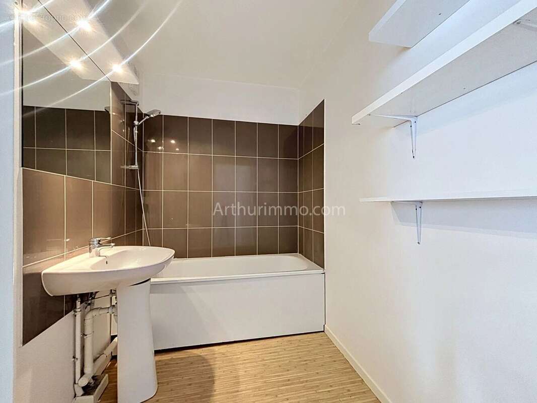 Appartement à LIMEIL-BREVANNES
