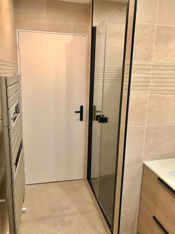 Bordeaux saint paul - appartement t3 en duplex au dernier etage - photo 6