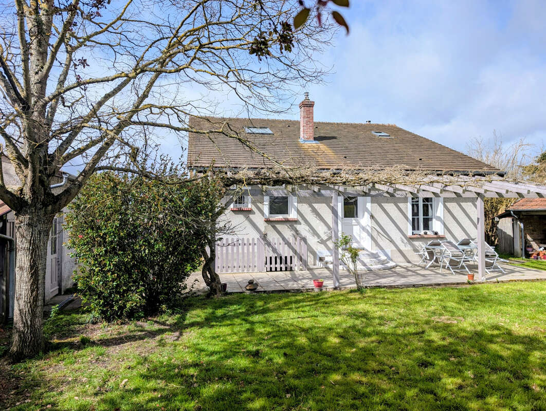 Maison à GARANCIERES