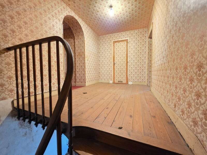 Maison à CONDEON