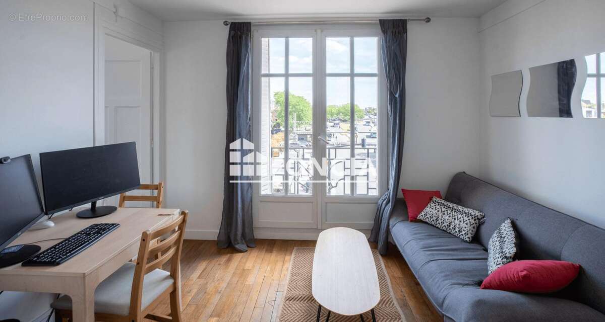 Appartement à SARTROUVILLE