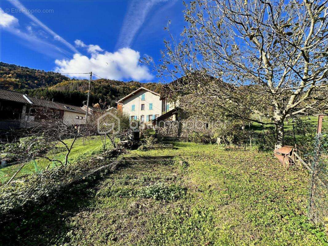 Maison à SAINT-PIERRE-D&#039;ALLEVARD