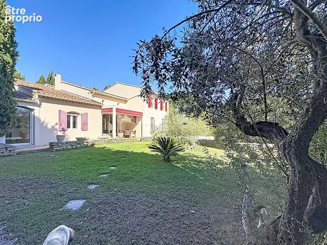 Propriété familiale de charme avec piscine, à proximité de Saint-Rémy-de-Provence - photo 23