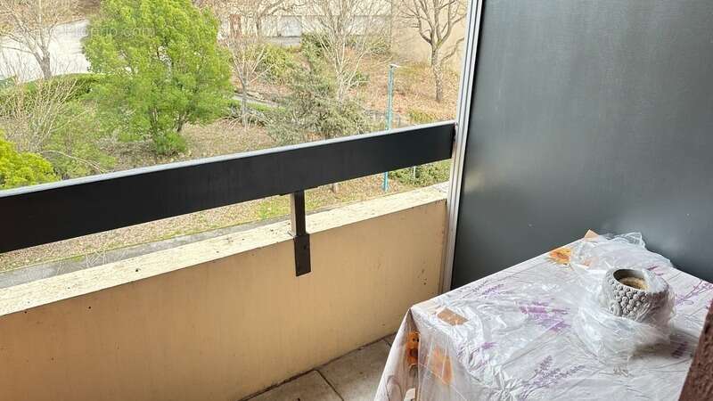 Appartement à GREOUX-LES-BAINS