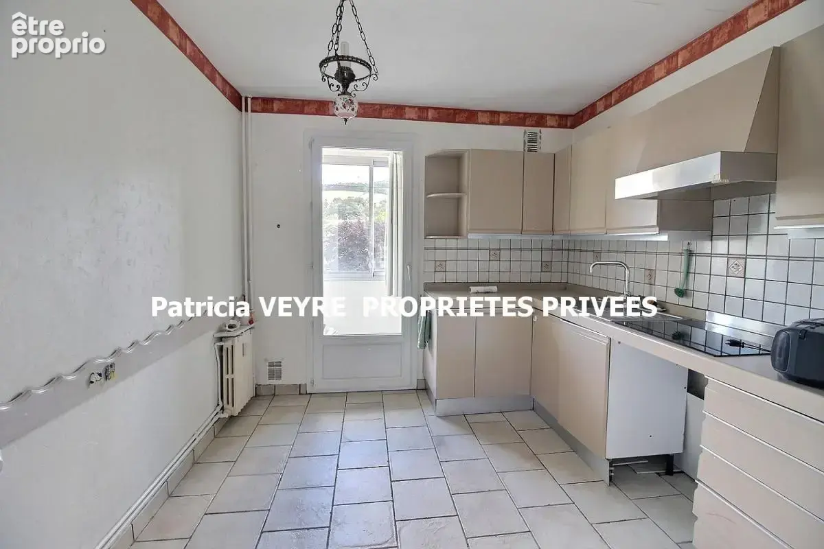 Saint-Étienne (42100) Appartement T4 de 81 m², 3 chambres,  balcon, garage et cave - photo 6