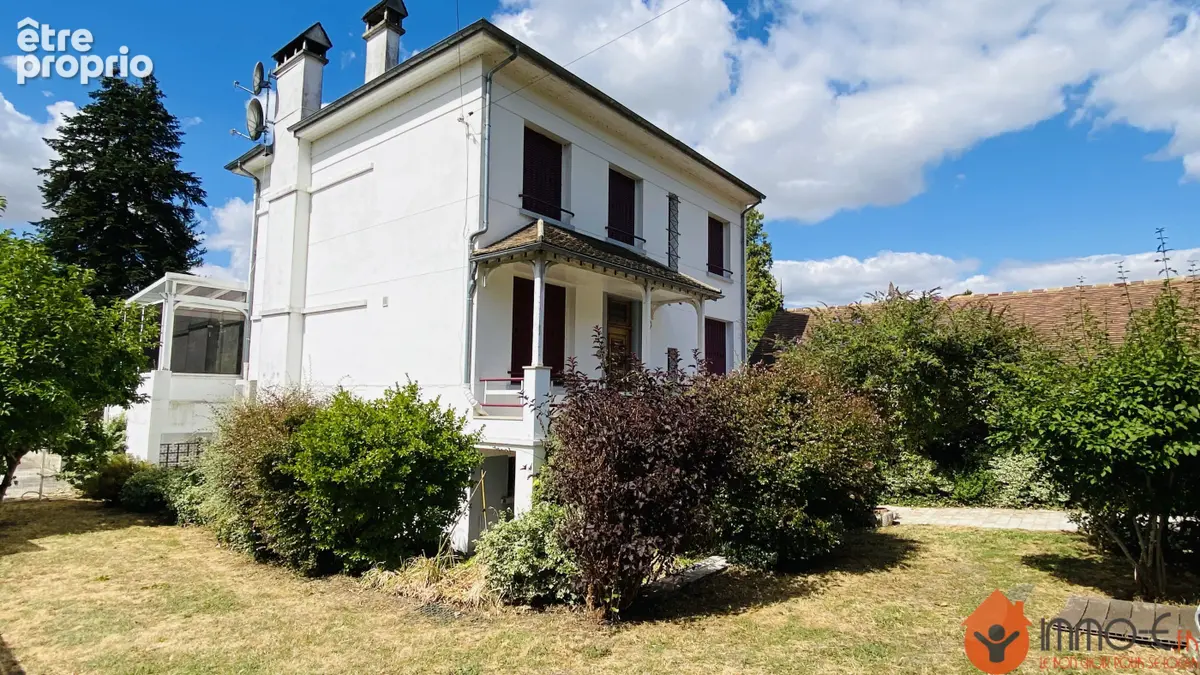 Maison à COUILLY-PONT-AUX-DAMES