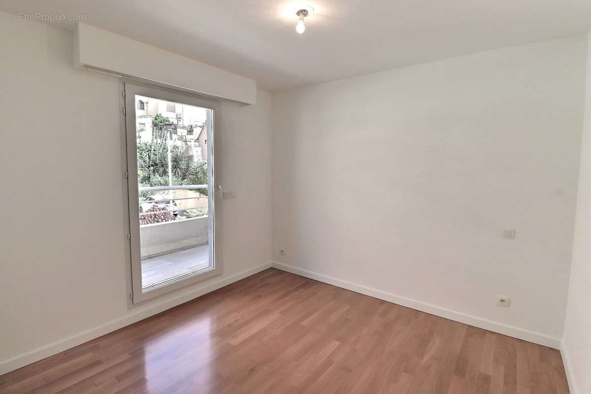 Appartement à CAP-D'AIL