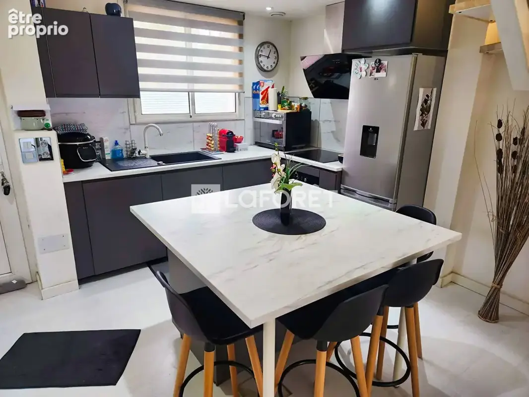 Retour à la Vente !!! Maison La Seyne Sur Mer 5 pièce(s) 130 m2 - photo 5