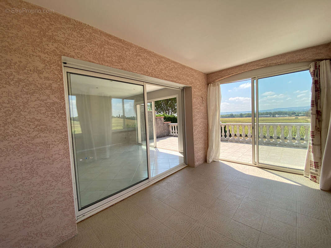 Villa sur sous-sol avec vue Pyrénées, Montagne Noire - photo 6