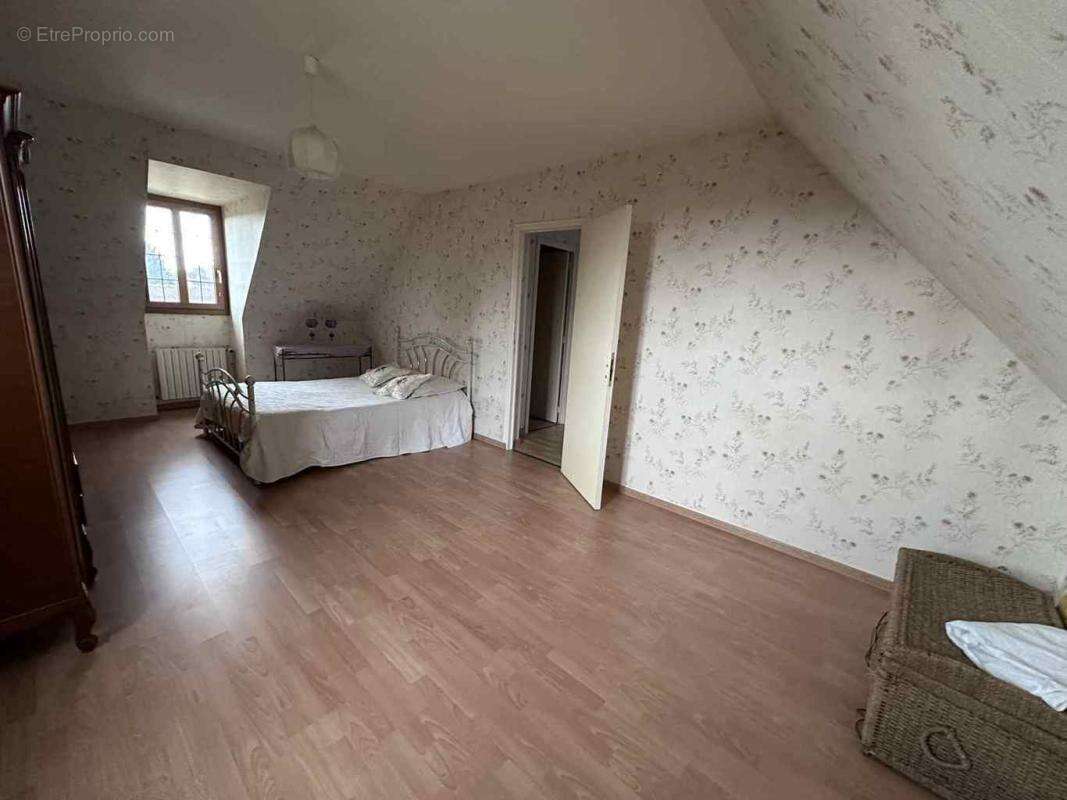 Maison à LE GUE-DE-LA-CHAINE