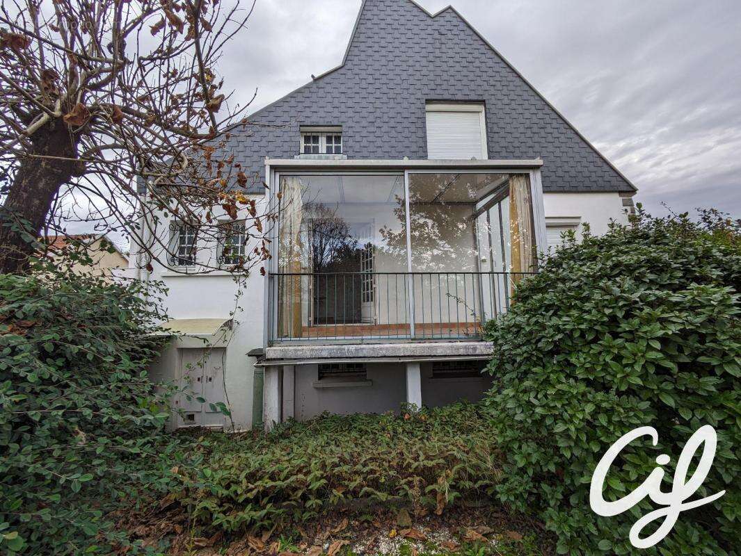 Maison à INDRE