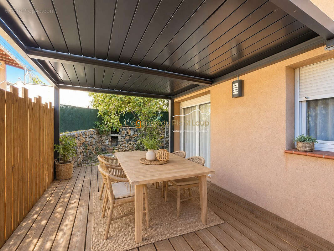 Maison 64 m² à Viols-Le-Fort  - photo 8