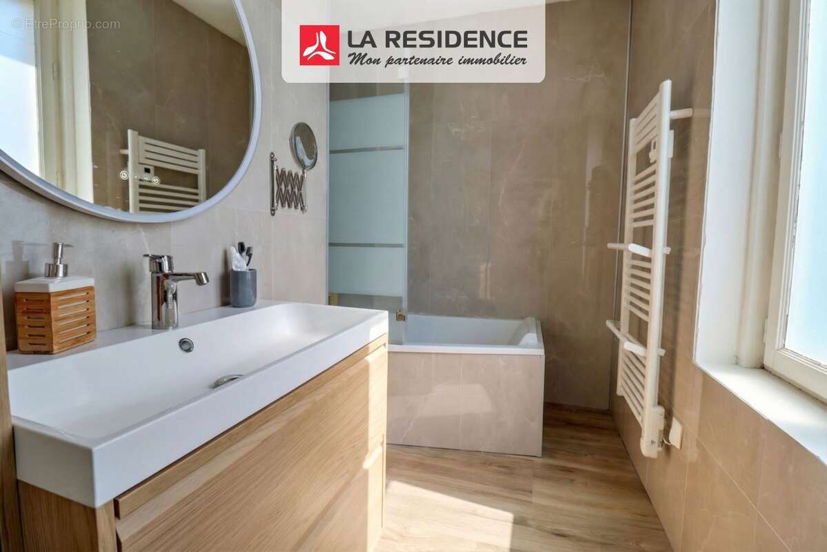 Maison à PONT-DE-L'ARCHE