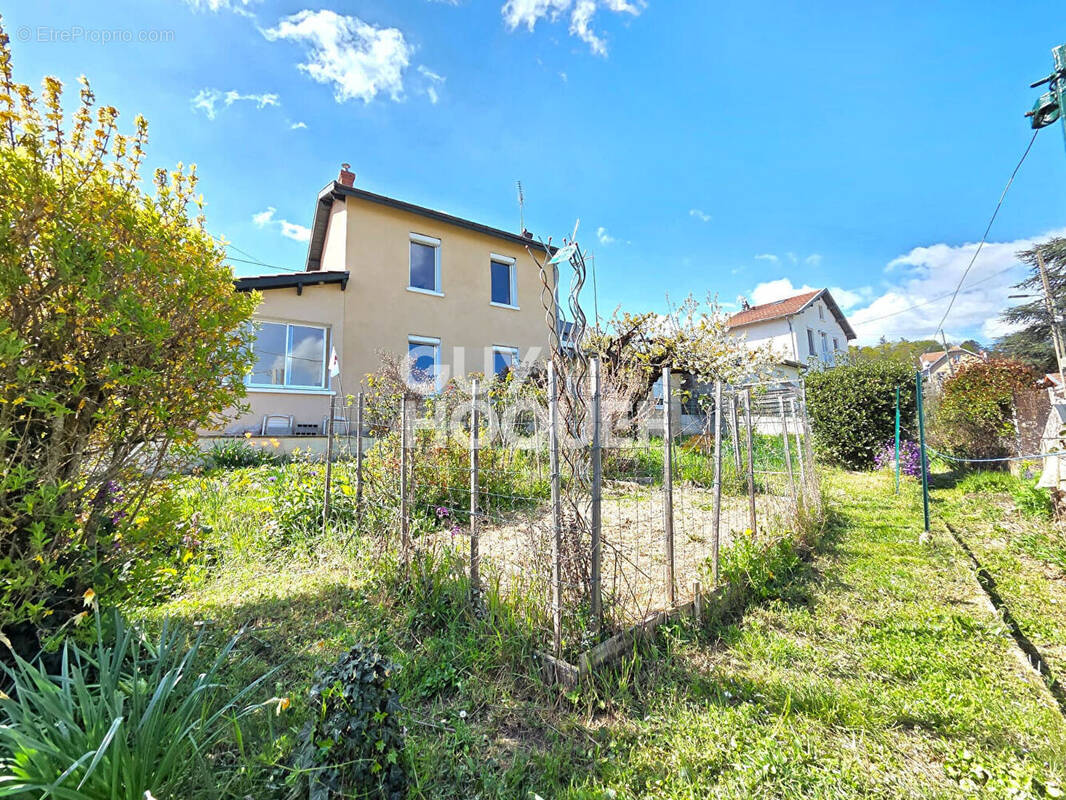 Maison à RILLIEUX-LA-PAPE