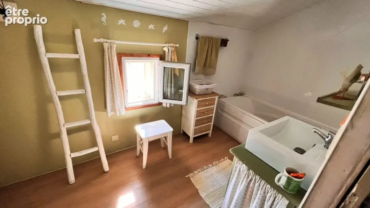 Maison 104 m² à Bize-Minervois  - photo 4