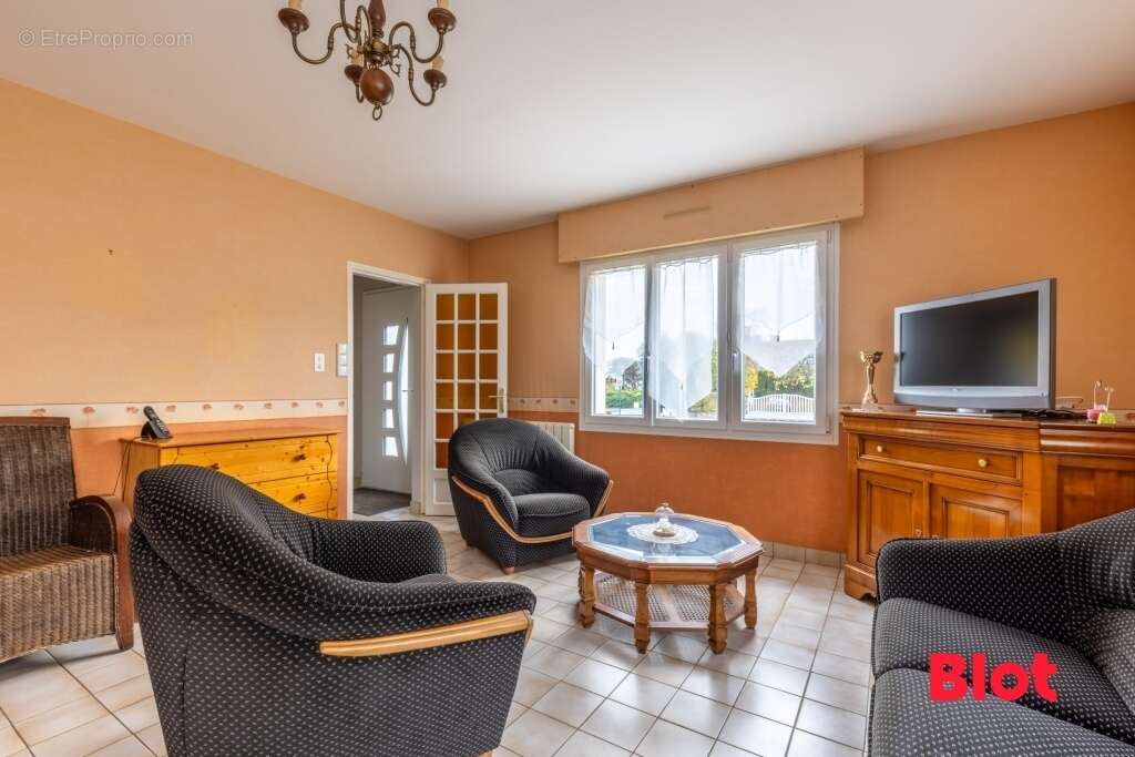 Maison à LE THEIL-DE-BRETAGNE