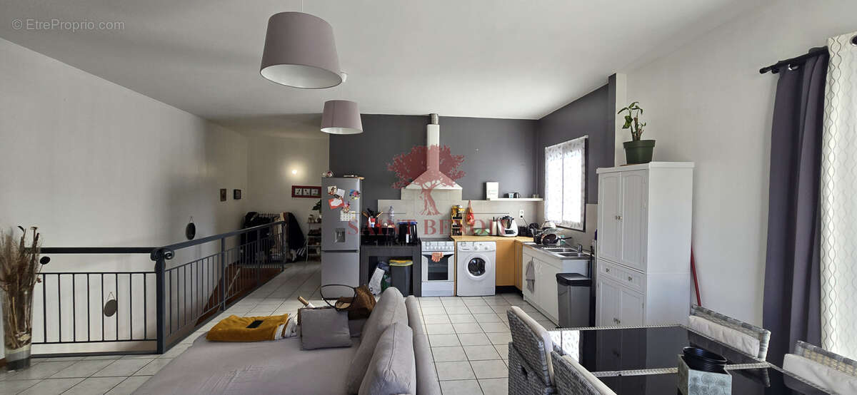 Appartement à GIGNAC