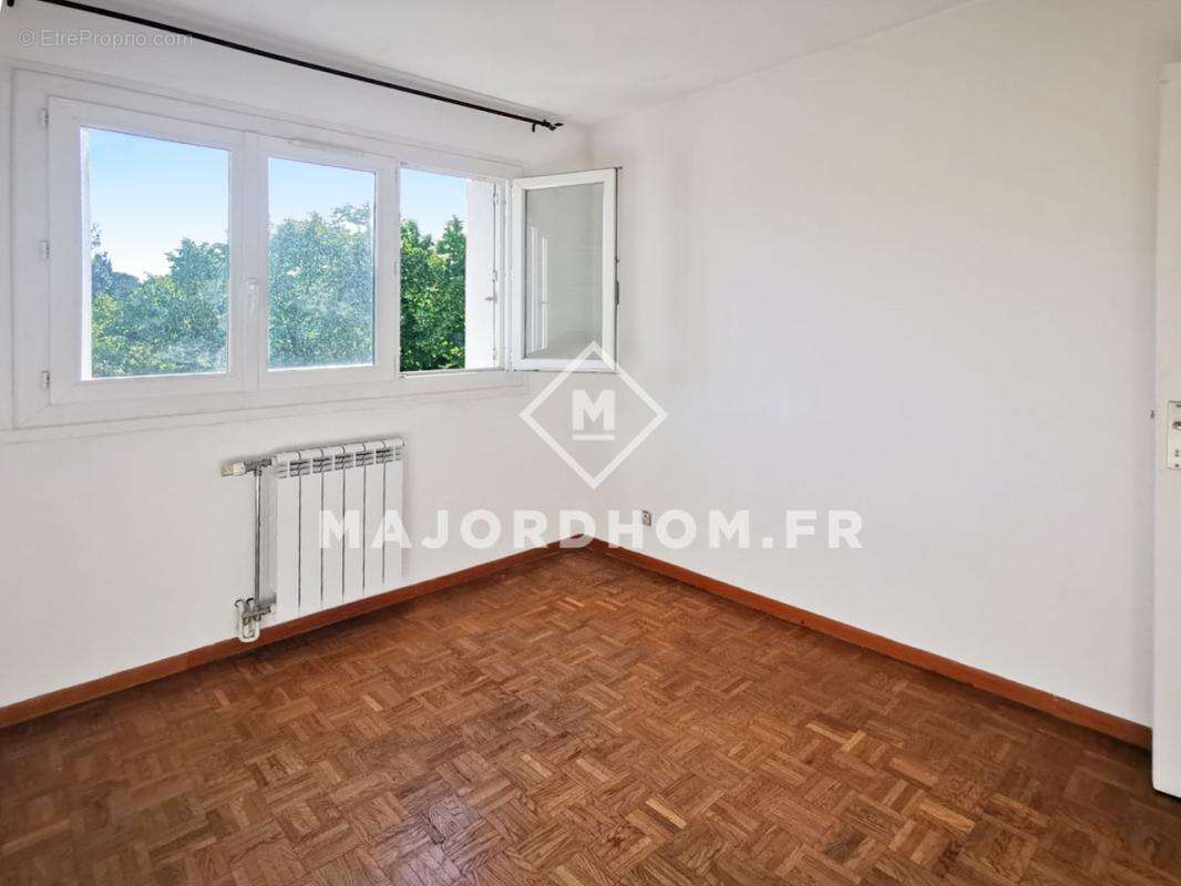 Appartement à MARSEILLE-12E